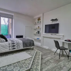 Studio Cosy Avec Terrasse Appartement Roanne